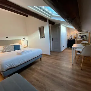 https://appartement-cosy-aix-centre.aixenprovencehotels.org